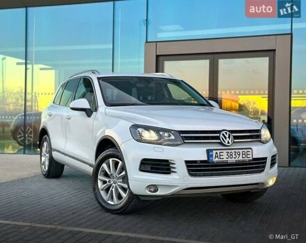 Білий Фольксваген Туарег, об'ємом двигуна 3 л та пробігом 239 тис. км за 19300 $, фото 6 на Automoto.ua