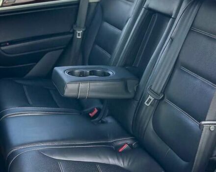 Білий Фольксваген Туарег, об'ємом двигуна 3 л та пробігом 239 тис. км за 19300 $, фото 36 на Automoto.ua