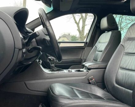 Белый Фольксваген Туарег, объемом двигателя 3 л и пробегом 214 тыс. км за 18999 $, фото 8 на Automoto.ua