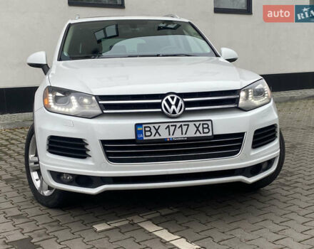 Белый Фольксваген Туарег, объемом двигателя 2.97 л и пробегом 260 тыс. км за 22500 $, фото 3 на Automoto.ua
