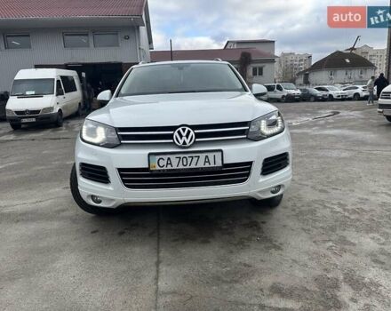 Белый Фольксваген Туарег, объемом двигателя 2.97 л и пробегом 192 тыс. км за 17000 $, фото 5 на Automoto.ua