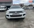 Белый Фольксваген Туарег, объемом двигателя 2.97 л и пробегом 192 тыс. км за 17000 $, фото 5 на Automoto.ua