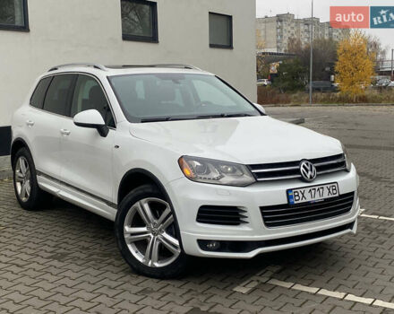 Белый Фольксваген Туарег, объемом двигателя 2.97 л и пробегом 260 тыс. км за 22500 $, фото 7 на Automoto.ua