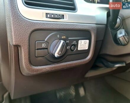 Белый Фольксваген Туарег, объемом двигателя 2.97 л и пробегом 195 тыс. км за 19700 $, фото 23 на Automoto.ua