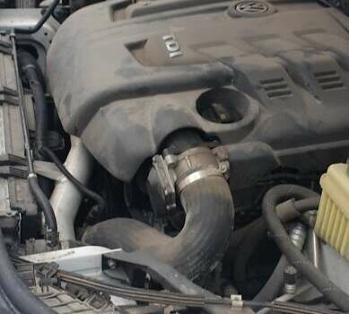 Белый Фольксваген Туарег, объемом двигателя 3 л и пробегом 170 тыс. км за 26400 $, фото 24 на Automoto.ua