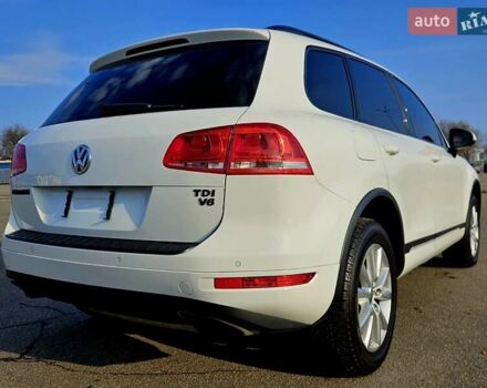 Белый Фольксваген Туарег, объемом двигателя 3 л и пробегом 210 тыс. км за 15900 $, фото 10 на Automoto.ua