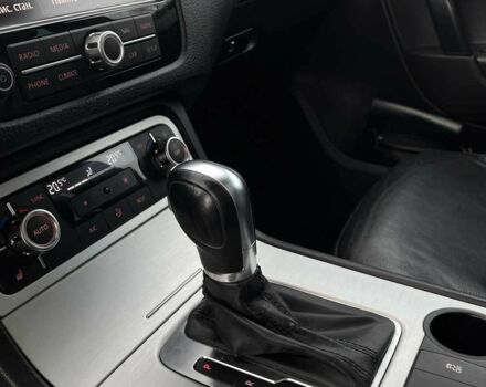 Белый Фольксваген Туарег, объемом двигателя 3 л и пробегом 214 тыс. км за 18999 $, фото 16 на Automoto.ua