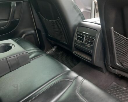 Білий Фольксваген Туарег, об'ємом двигуна 3 л та пробігом 146 тис. км за 25000 $, фото 11 на Automoto.ua