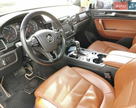 Белый Фольксваген Туарег, объемом двигателя 2.97 л и пробегом 222 тыс. км за 18999 $, фото 21 на Automoto.ua