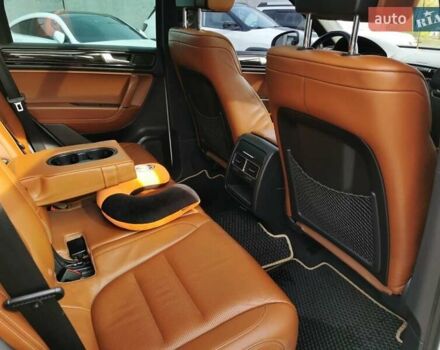 Белый Фольксваген Туарег, объемом двигателя 2.97 л и пробегом 222 тыс. км за 18999 $, фото 30 на Automoto.ua