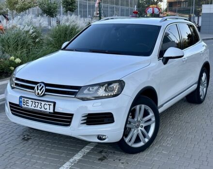 Белый Фольксваген Туарег, объемом двигателя 3 л и пробегом 213 тыс. км за 23500 $, фото 1 на Automoto.ua