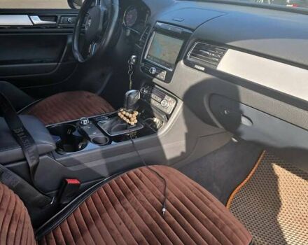 Белый Фольксваген Туарег, объемом двигателя 2.97 л и пробегом 190 тыс. км за 22500 $, фото 8 на Automoto.ua