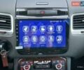 Білий Фольксваген Туарег, об'ємом двигуна 3 л та пробігом 239 тис. км за 19300 $, фото 31 на Automoto.ua