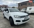 Белый Фольксваген Туарег, объемом двигателя 2.97 л и пробегом 192 тыс. км за 17000 $, фото 6 на Automoto.ua