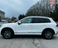 Білий Фольксваген Туарег, об'ємом двигуна 2.97 л та пробігом 344 тис. км за 15900 $, фото 3 на Automoto.ua