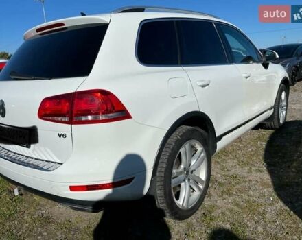 Белый Фольксваген Туарег, объемом двигателя 3.6 л и пробегом 135 тыс. км за 16500 $, фото 8 на Automoto.ua