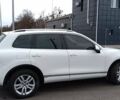 Белый Фольксваген Туарег, объемом двигателя 2.97 л и пробегом 290 тыс. км за 18000 $, фото 6 на Automoto.ua