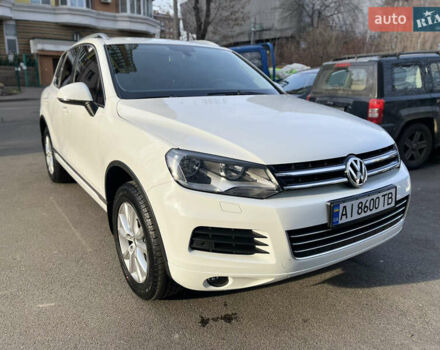 Белый Фольксваген Туарег, объемом двигателя 2.97 л и пробегом 142 тыс. км за 22500 $, фото 6 на Automoto.ua