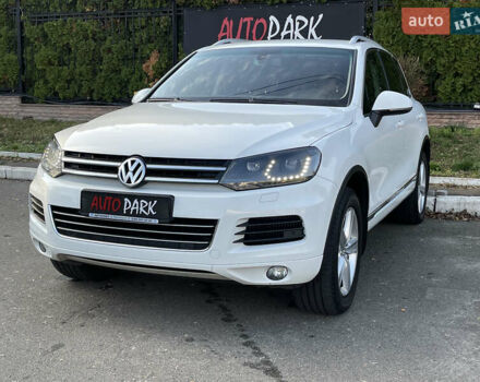 Белый Фольксваген Туарег, объемом двигателя 2.97 л и пробегом 255 тыс. км за 18900 $, фото 6 на Automoto.ua