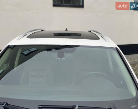 Белый Фольксваген Туарег, объемом двигателя 2.97 л и пробегом 260 тыс. км за 22500 $, фото 40 на Automoto.ua