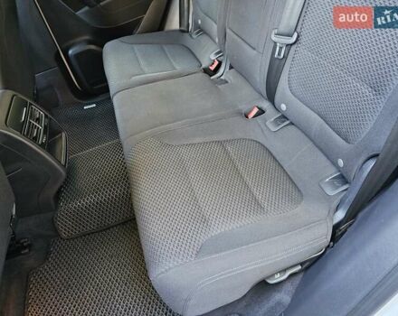 Белый Фольксваген Туарег, объемом двигателя 2.97 л и пробегом 110 тыс. км за 18000 $, фото 14 на Automoto.ua