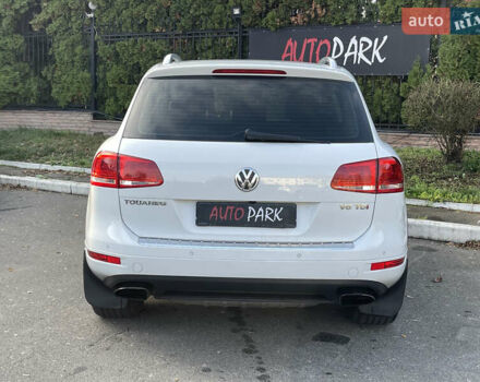 Белый Фольксваген Туарег, объемом двигателя 2.97 л и пробегом 255 тыс. км за 18900 $, фото 11 на Automoto.ua