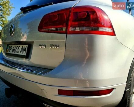 Белый Фольксваген Туарег, объемом двигателя 2.97 л и пробегом 195 тыс. км за 19700 $, фото 4 на Automoto.ua