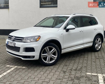 Белый Фольксваген Туарег, объемом двигателя 2.97 л и пробегом 260 тыс. км за 22500 $, фото 33 на Automoto.ua