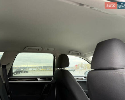 Белый Фольксваген Туарег, объемом двигателя 2.97 л и пробегом 329 тыс. км за 17800 $, фото 12 на Automoto.ua