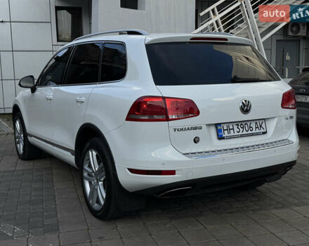 Белый Фольксваген Туарег, объемом двигателя 2.97 л и пробегом 220 тыс. км за 17700 $, фото 18 на Automoto.ua