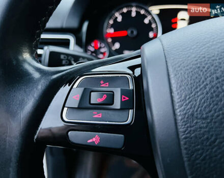 Білий Фольксваген Туарег, об'ємом двигуна 2.97 л та пробігом 344 тис. км за 15900 $, фото 27 на Automoto.ua