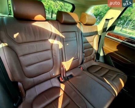 Белый Фольксваген Туарег, объемом двигателя 2.97 л и пробегом 195 тыс. км за 19700 $, фото 55 на Automoto.ua