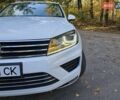 Белый Фольксваген Туарег, объемом двигателя 2.97 л и пробегом 110 тыс. км за 18000 $, фото 16 на Automoto.ua