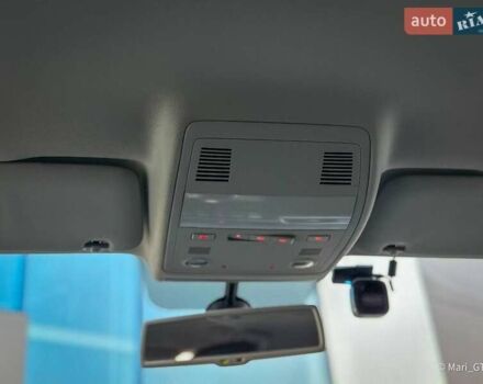 Білий Фольксваген Туарег, об'ємом двигуна 3 л та пробігом 239 тис. км за 19300 $, фото 42 на Automoto.ua