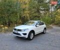Белый Фольксваген Туарег, объемом двигателя 2.97 л и пробегом 110 тыс. км за 18000 $, фото 1 на Automoto.ua