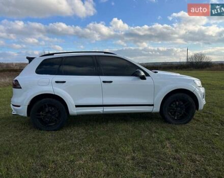 Белый Фольксваген Туарег, объемом двигателя 2.97 л и пробегом 226 тыс. км за 18888 $, фото 10 на Automoto.ua