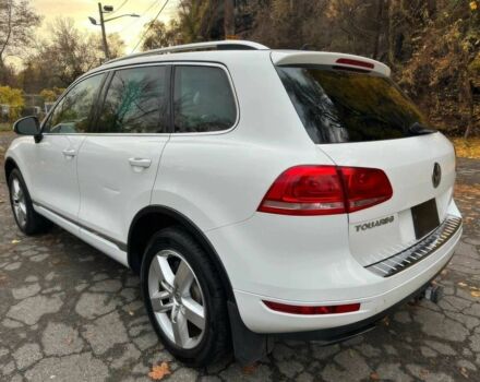 Белый Фольксваген Туарег, объемом двигателя 3.6 л и пробегом 85 тыс. км за 7000 $, фото 3 на Automoto.ua