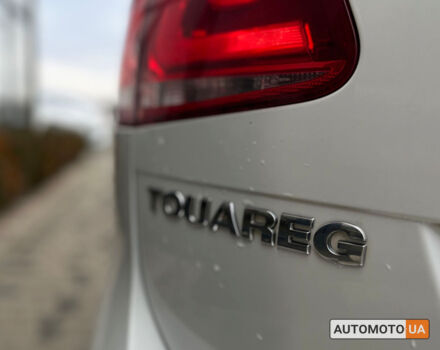 Білий Фольксваген Туарег, об'ємом двигуна 3 л та пробігом 283 тис. км за 20800 $, фото 9 на Automoto.ua