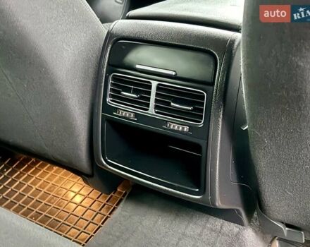 Белый Фольксваген Туарег, объемом двигателя 2.97 л и пробегом 290 тыс. км за 15900 $, фото 30 на Automoto.ua