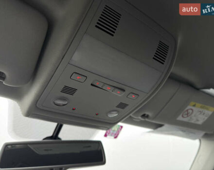 Белый Фольксваген Туарег, объемом двигателя 2.97 л и пробегом 248 тыс. км за 18000 $, фото 41 на Automoto.ua