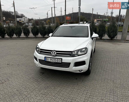 Белый Фольксваген Туарег, объемом двигателя 2.97 л и пробегом 260 тыс. км за 21900 $, фото 2 на Automoto.ua