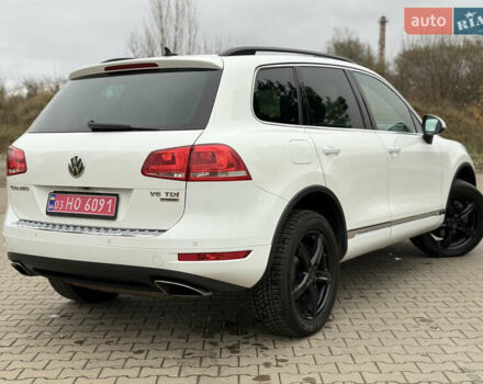 Белый Фольксваген Туарег, объемом двигателя 3 л и пробегом 279 тыс. км за 22999 $, фото 5 на Automoto.ua