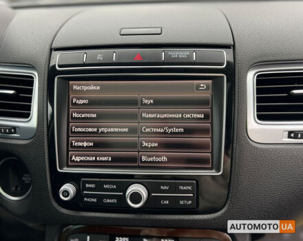 Білий Фольксваген Туарег, об'ємом двигуна 3.6 л та пробігом 153 тис. км за 23200 $, фото 10 на Automoto.ua