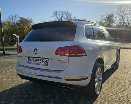 Белый Фольксваген Туарег, объемом двигателя 3 л и пробегом 260 тыс. км за 26000 $, фото 8 на Automoto.ua
