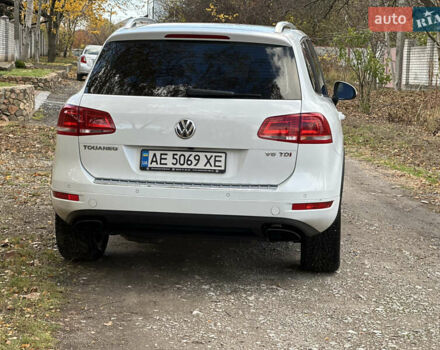 Белый Фольксваген Туарег, объемом двигателя 2.97 л и пробегом 230 тыс. км за 18500 $, фото 8 на Automoto.ua