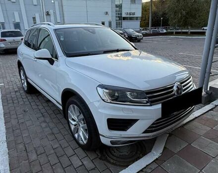 Белый Фольксваген Туарег, объемом двигателя 2.97 л и пробегом 145 тыс. км за 31500 $, фото 4 на Automoto.ua