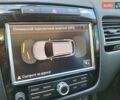 Білий Фольксваген Туарег, об'ємом двигуна 3 л та пробігом 241 тис. км за 21800 $, фото 20 на Automoto.ua