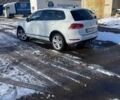 Белый Фольксваген Туарег, объемом двигателя 2.97 л и пробегом 400 тыс. км за 17000 $, фото 24 на Automoto.ua