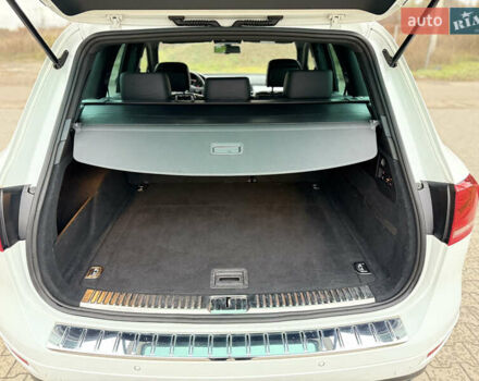 Белый Фольксваген Туарег, объемом двигателя 3 л и пробегом 279 тыс. км за 22999 $, фото 36 на Automoto.ua