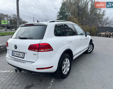 Белый Фольксваген Туарег, объемом двигателя 2.97 л и пробегом 278 тыс. км за 26800 $, фото 3 на Automoto.ua